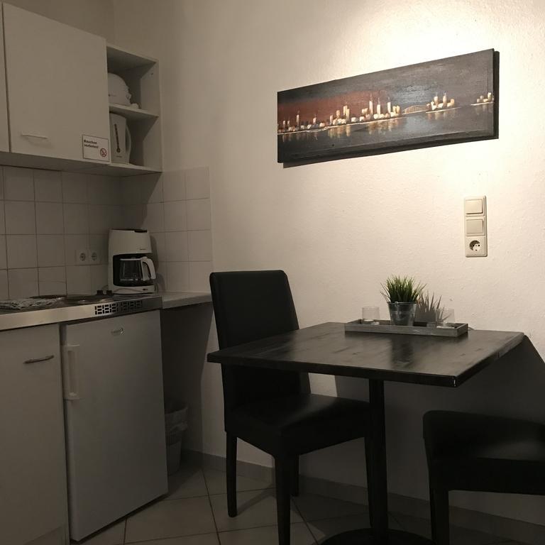 Leezdorfer Hof Hotel Ngoại thất bức ảnh