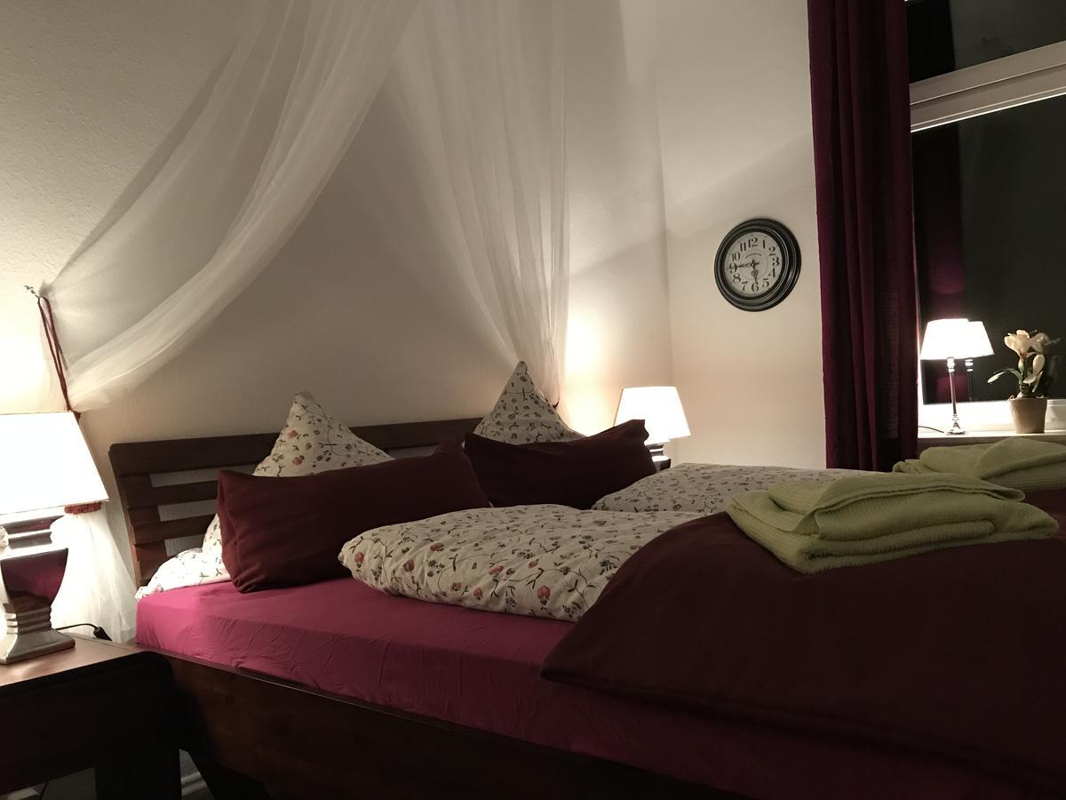 Leezdorfer Hof Hotel Ngoại thất bức ảnh